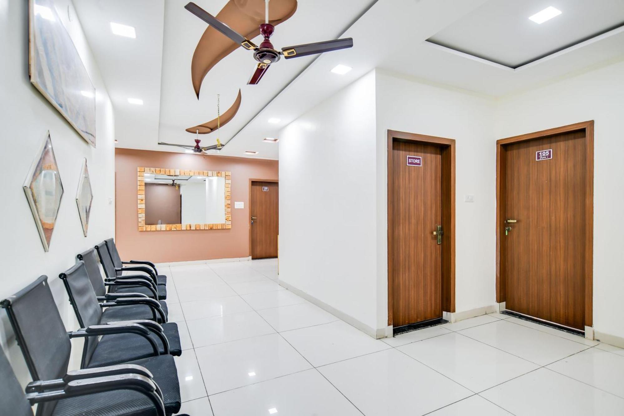Super Collection O Indore Near Omax City 1 Kanadiya Exterior photo