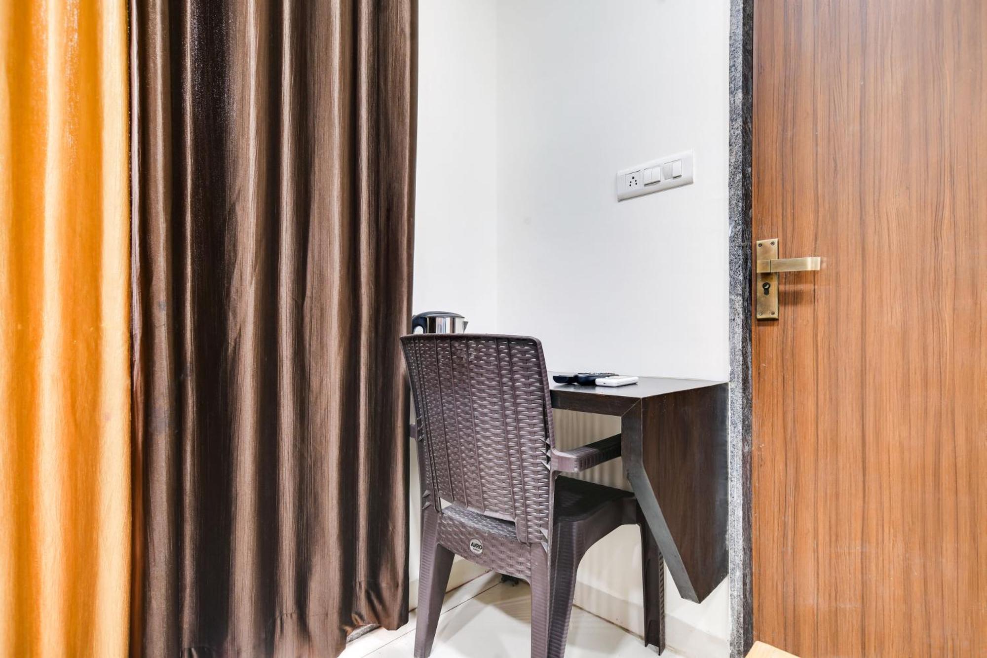 Super Collection O Indore Near Omax City 1 Kanadiya Exterior photo